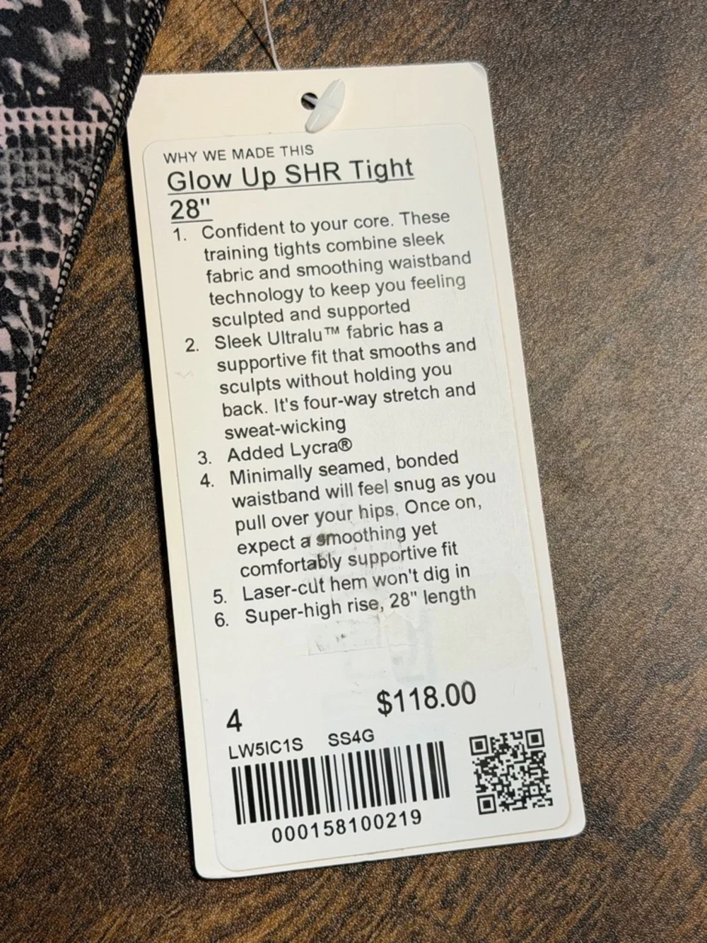 ✨ Lululemon Glow Up SHR Tight 28” Size 4 Snakeskin Print NWT ✨